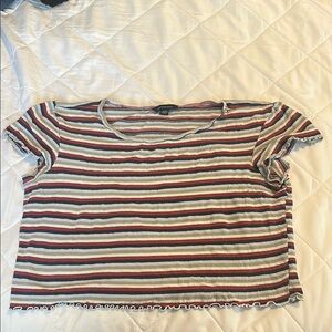 American Eagle Outfitters Red and White Ribbed Crop T-Shirt